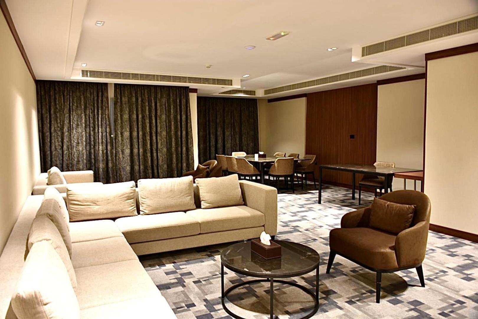 Royal Vista Hotel ‘Ibrī Exteriér fotografie